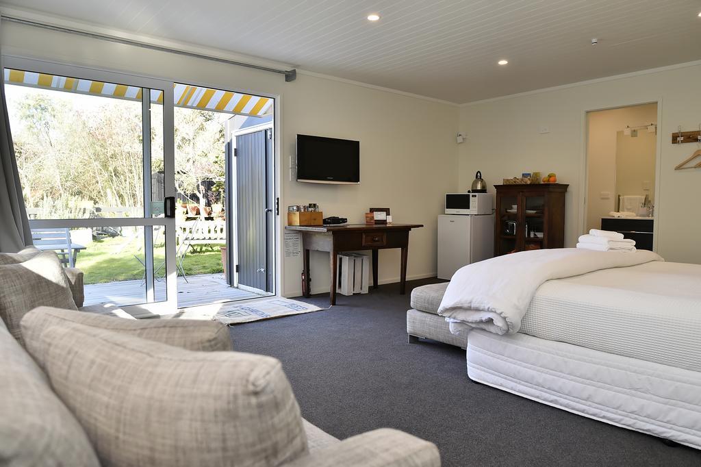 Bed and Breakfast Tongariro Adventures Kuratau Exterior foto